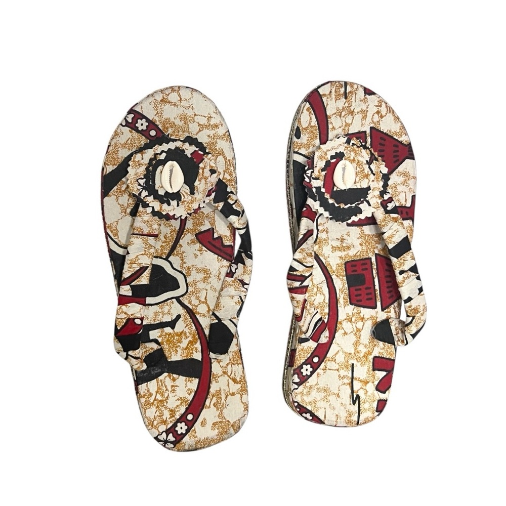 Tribal Print Sandals with Shell Detail sz 10 NWOT unisex